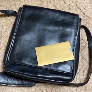 Hidesingn messenger leather bag